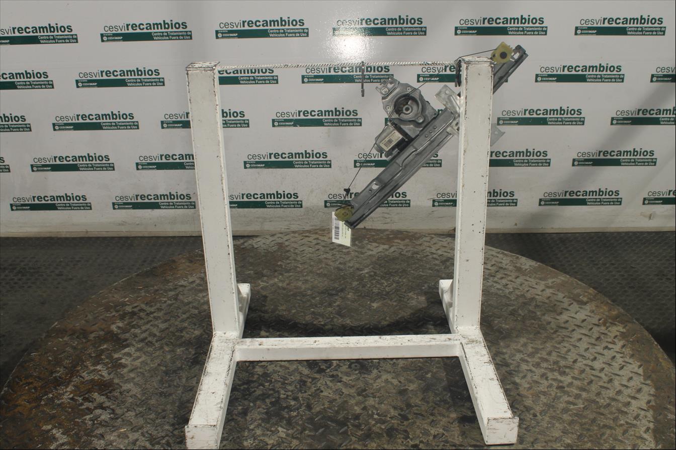 Elevalunas eléctrico puerta Del. Izq.
