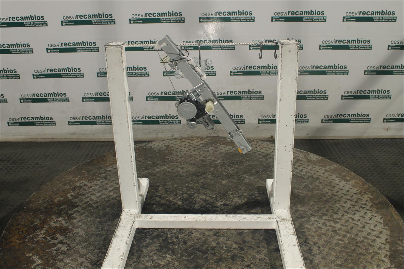 Elevalunas eléctrico puerta Del. Izq.