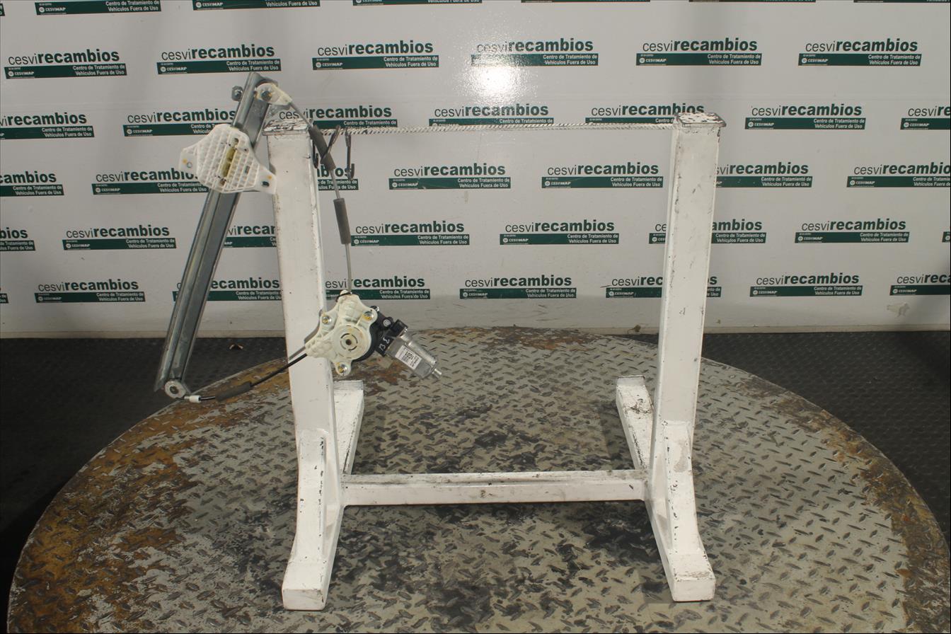 Elevalunas eléctrico puerta Del. Izq.