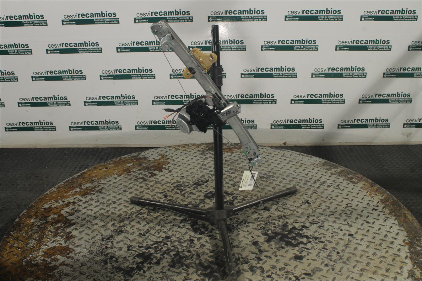 Elevalunas eléctrico puerta Del. Izq.