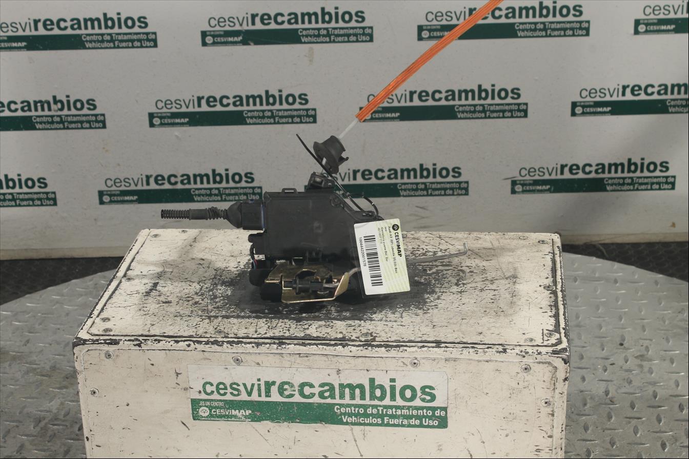 Cerradura puerta Del. Der.