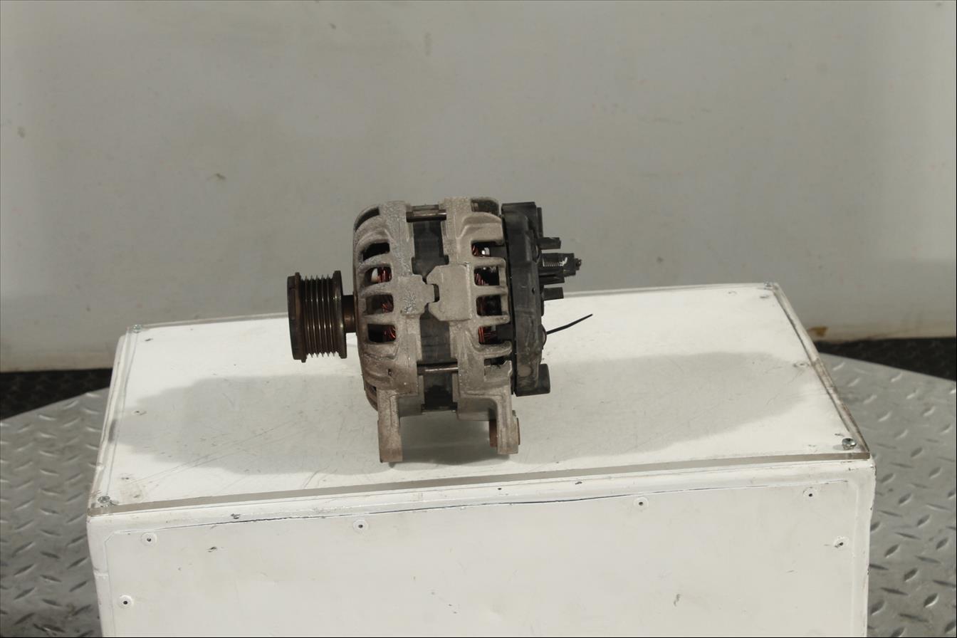 Alternador