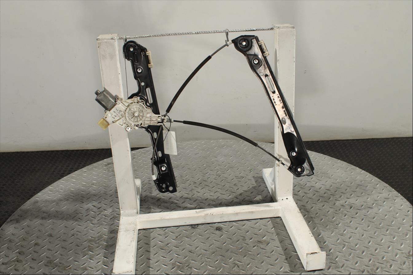 Elevalunas eléctrico puerta Del. Izq.