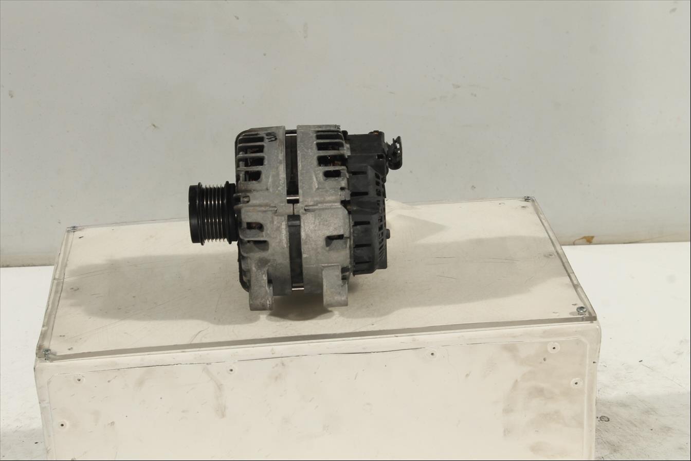 Alternador