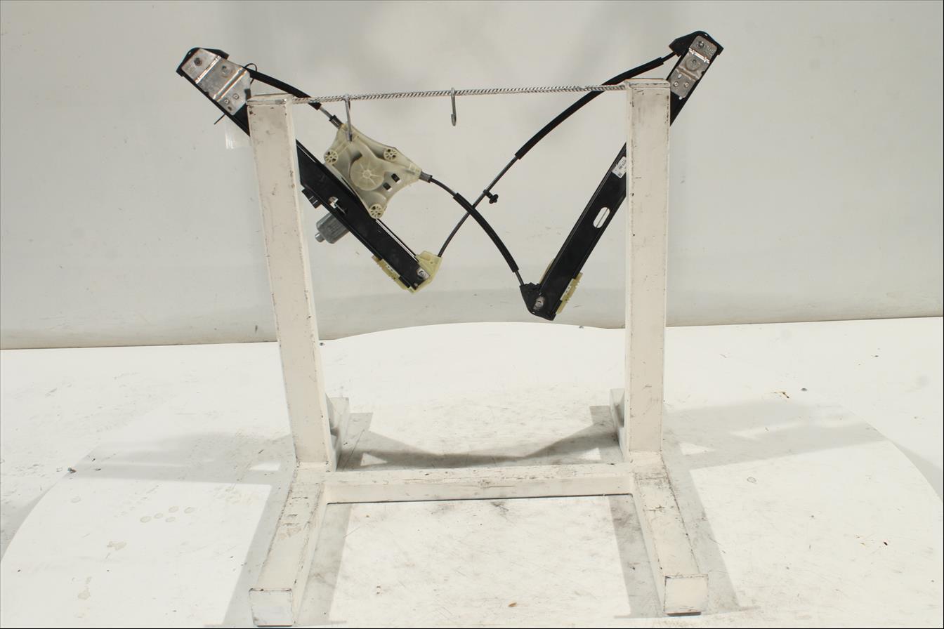 Elevalunas eléctrico puerta Del. Izq.