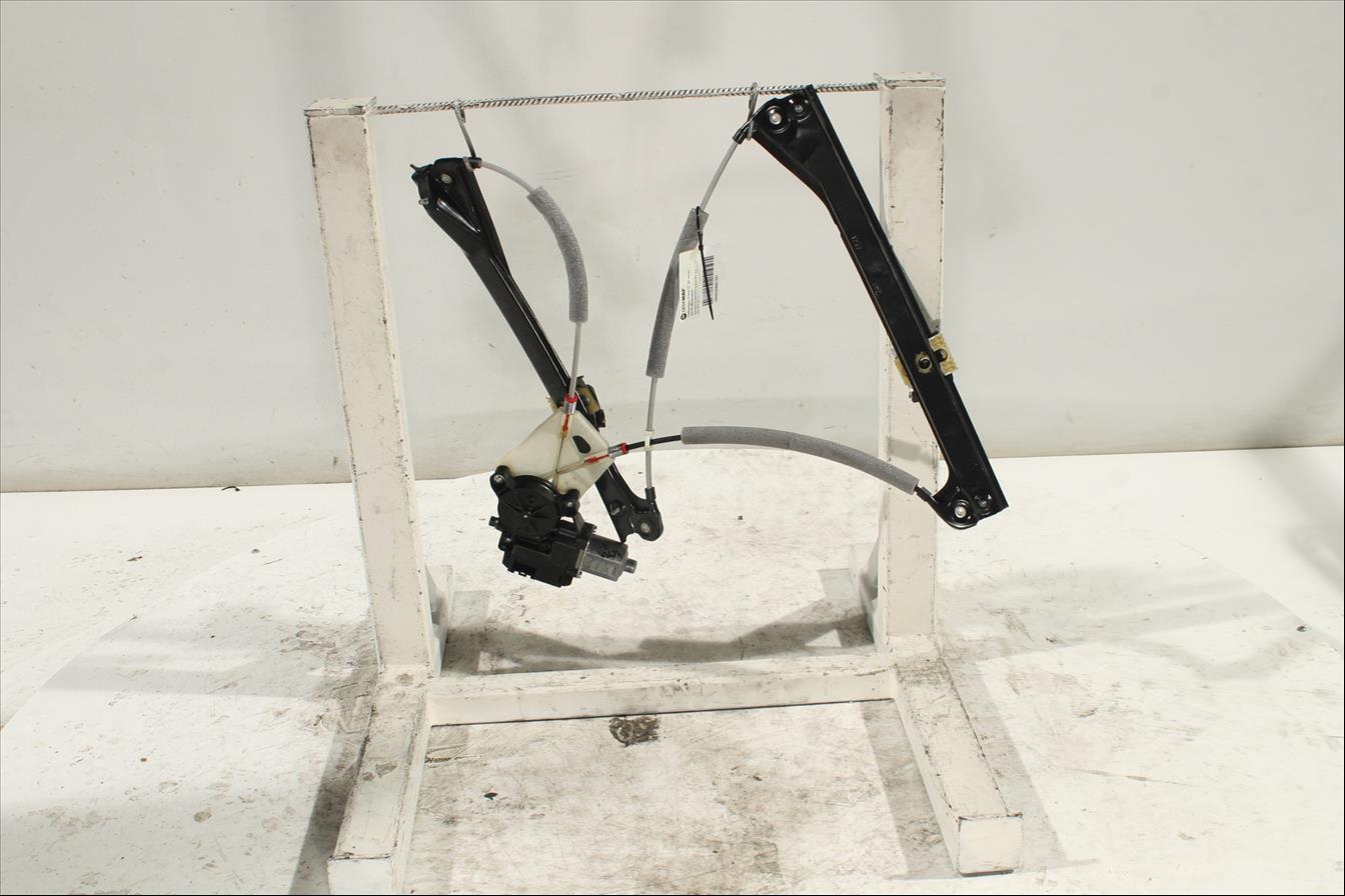 Elevalunas eléctrico puerta Del. Izq.