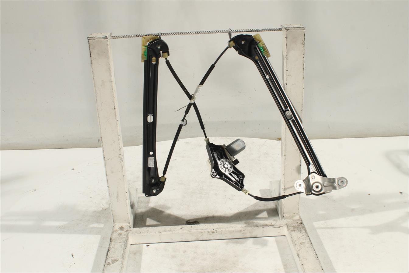 Elevalunas eléctrico puerta Del. Izq.