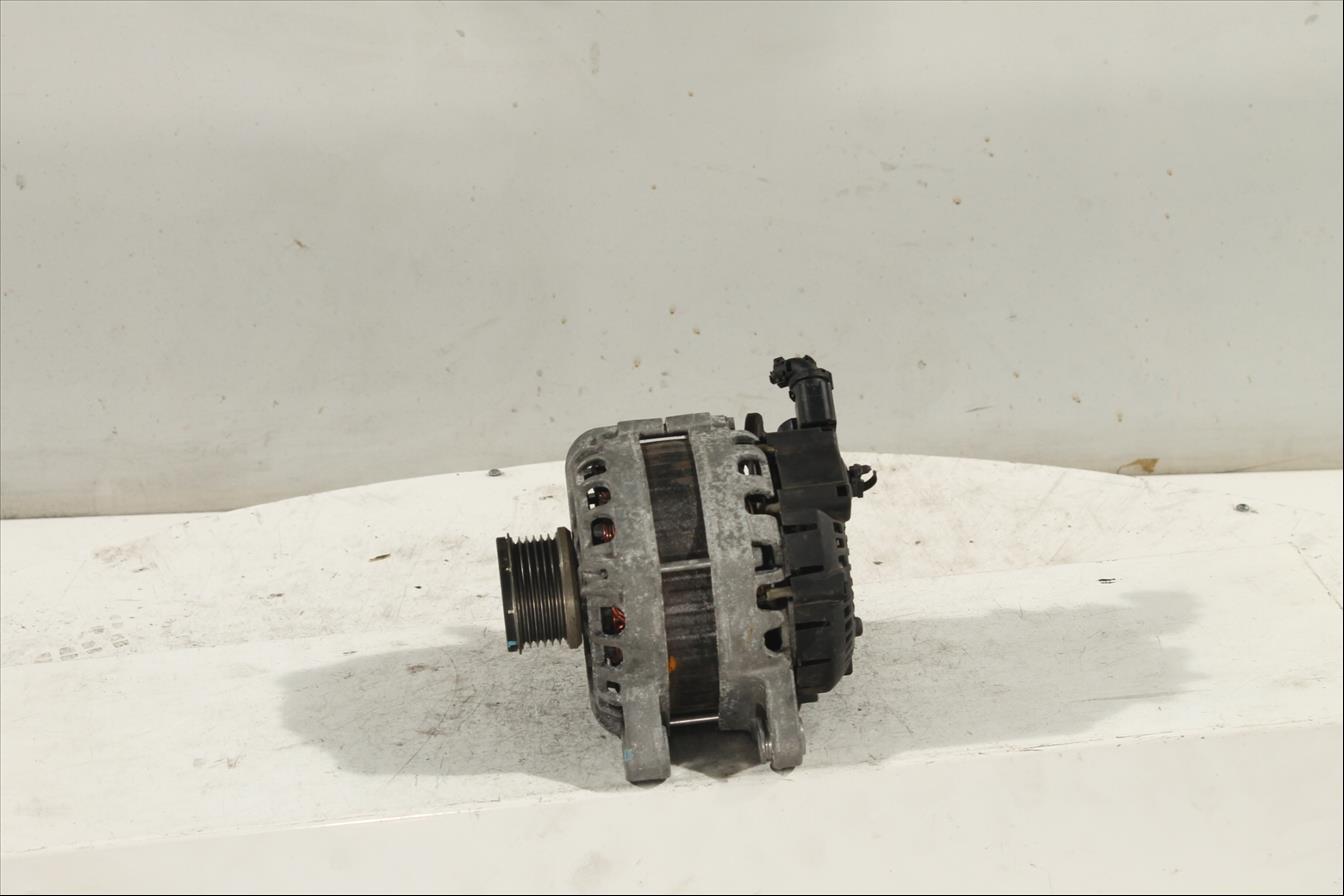 Alternador
