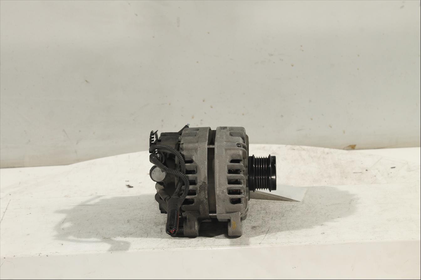 Alternador