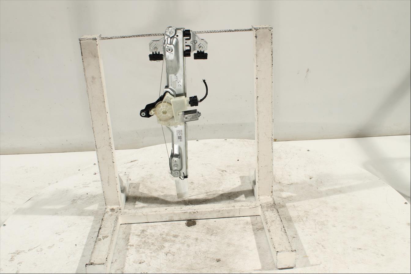 Elevalunas eléctrico puerta Del. Izq.
