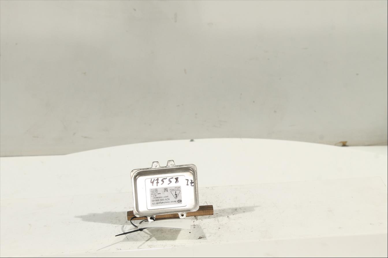 Transformador faros xenon Izq.