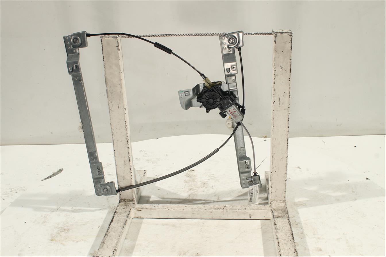 Elevalunas eléctrico puerta Del. Izq.