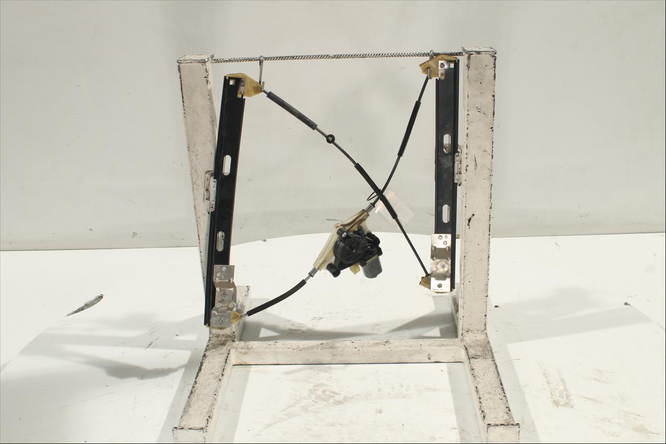 Elevalunas eléctrico puerta Del. Der.
