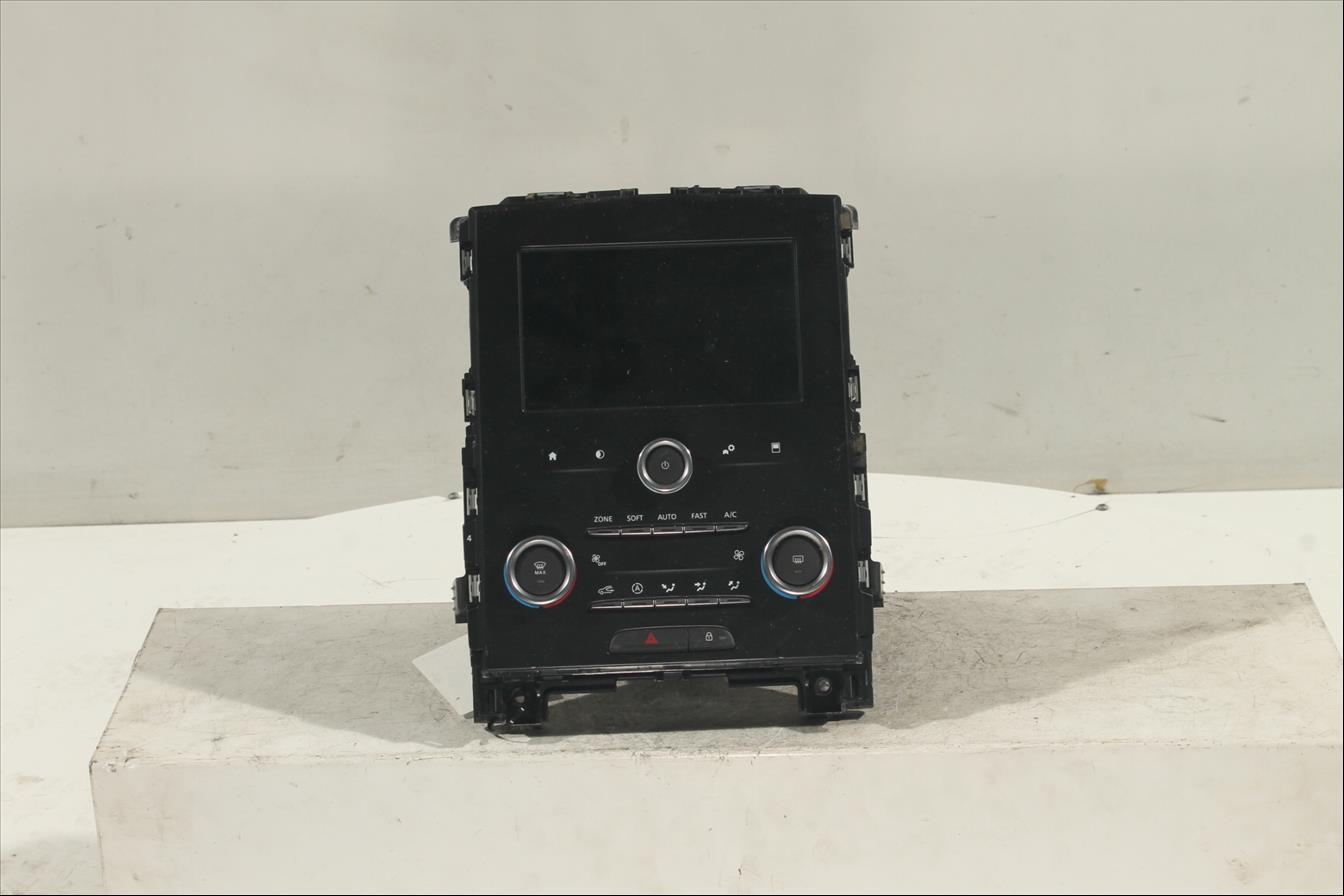 Display Multimedia
