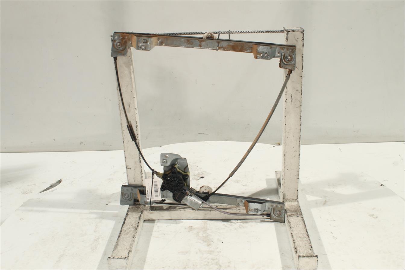Elevalunas eléctrico puerta Del. Der.