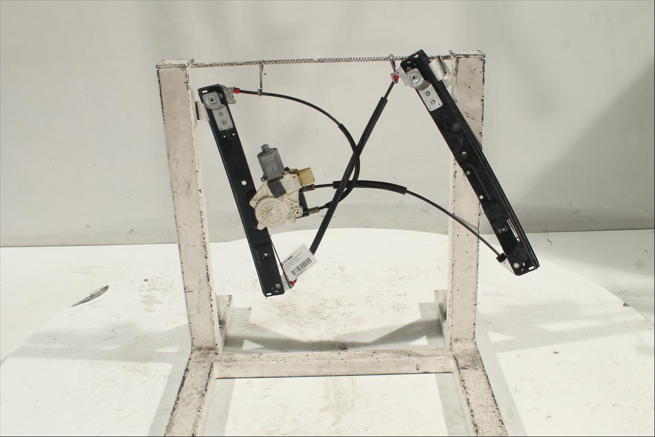 Elevalunas eléctrico puerta Del. Izq.