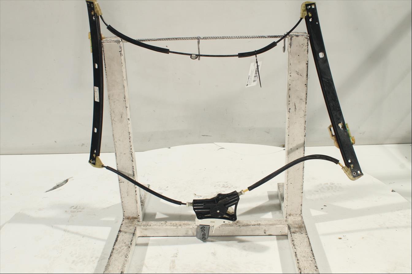 Elevalunas eléctrico puerta Del. Der.