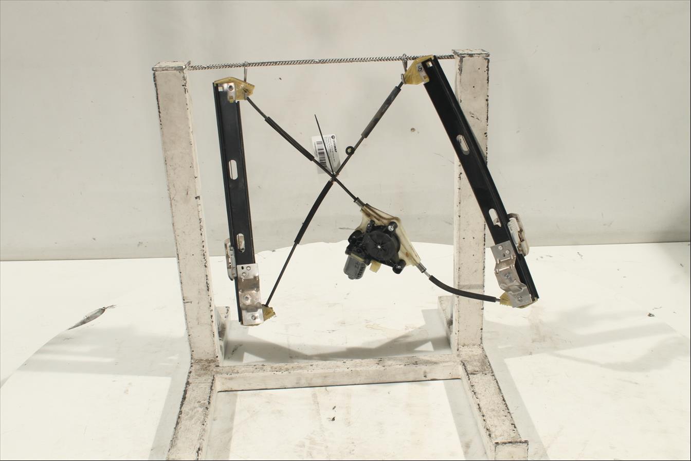 Elevalunas eléctrico puerta Del. Izq.