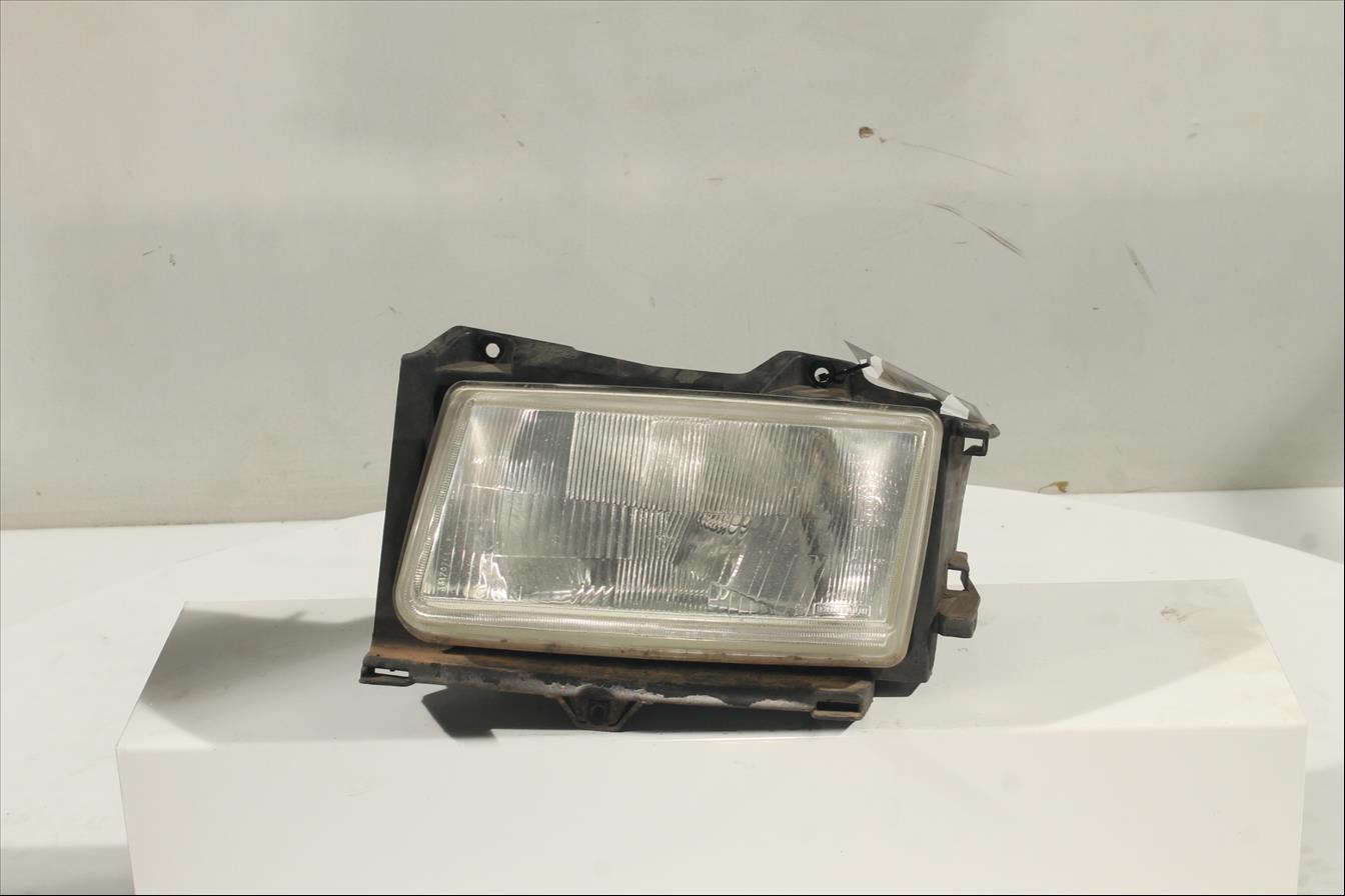 Faro Izq.