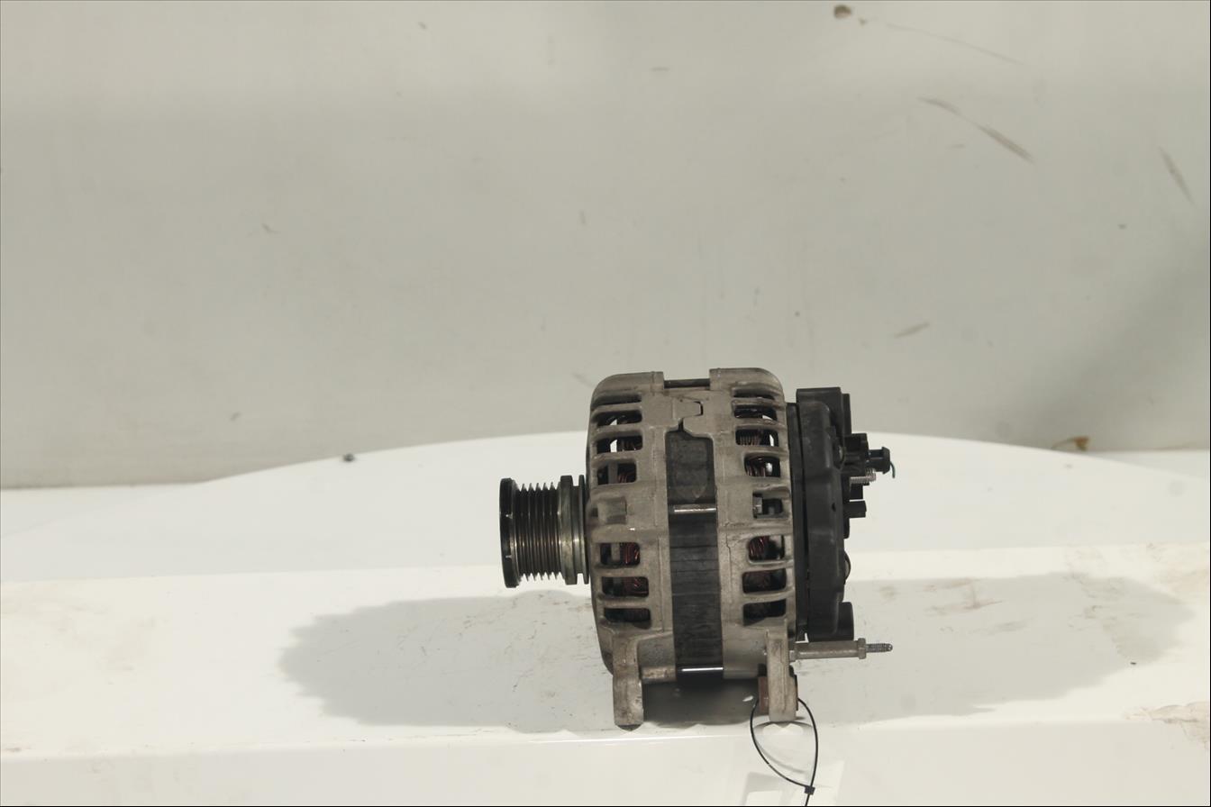 Alternador