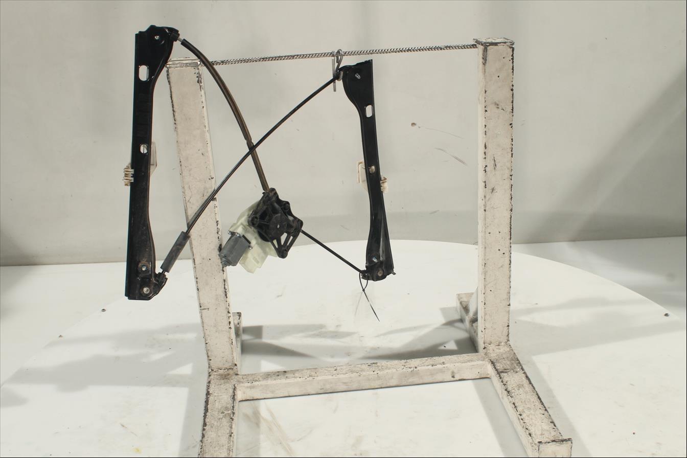 Elevalunas eléctrico puerta Del. Izq.