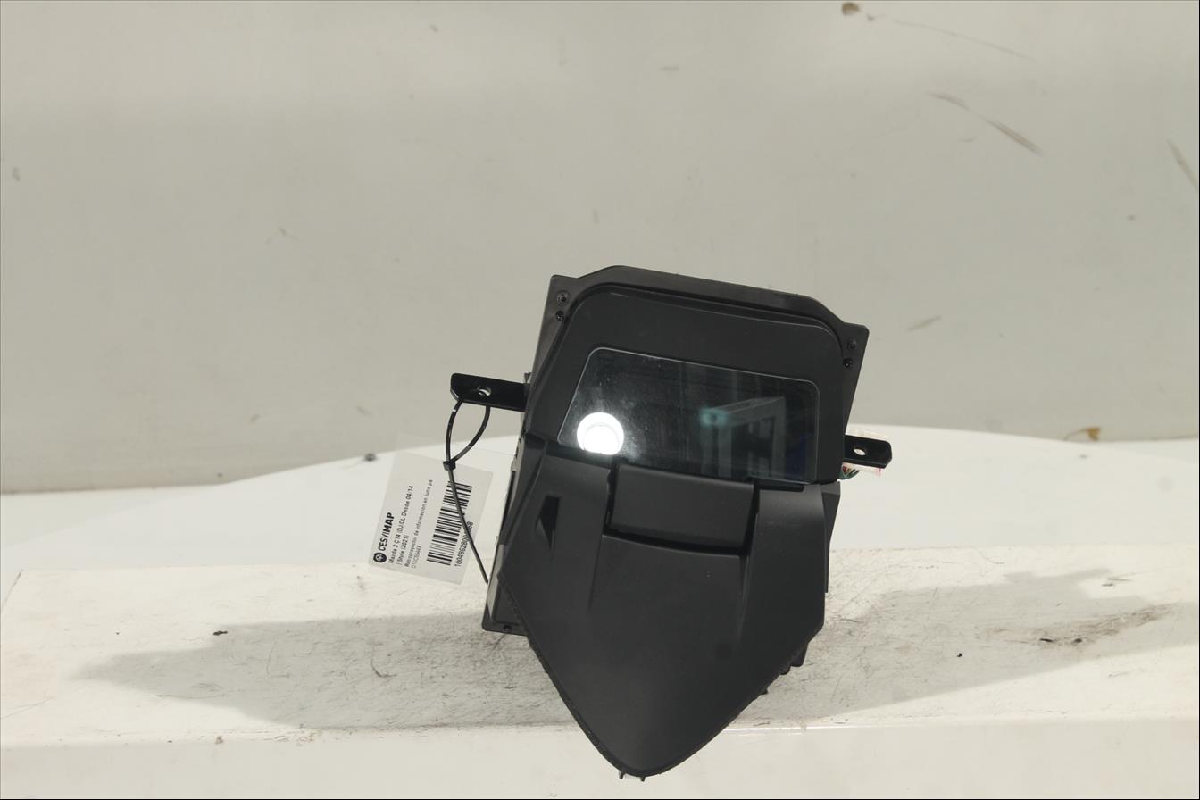 Retroproyector de informacion en luna parabrisas