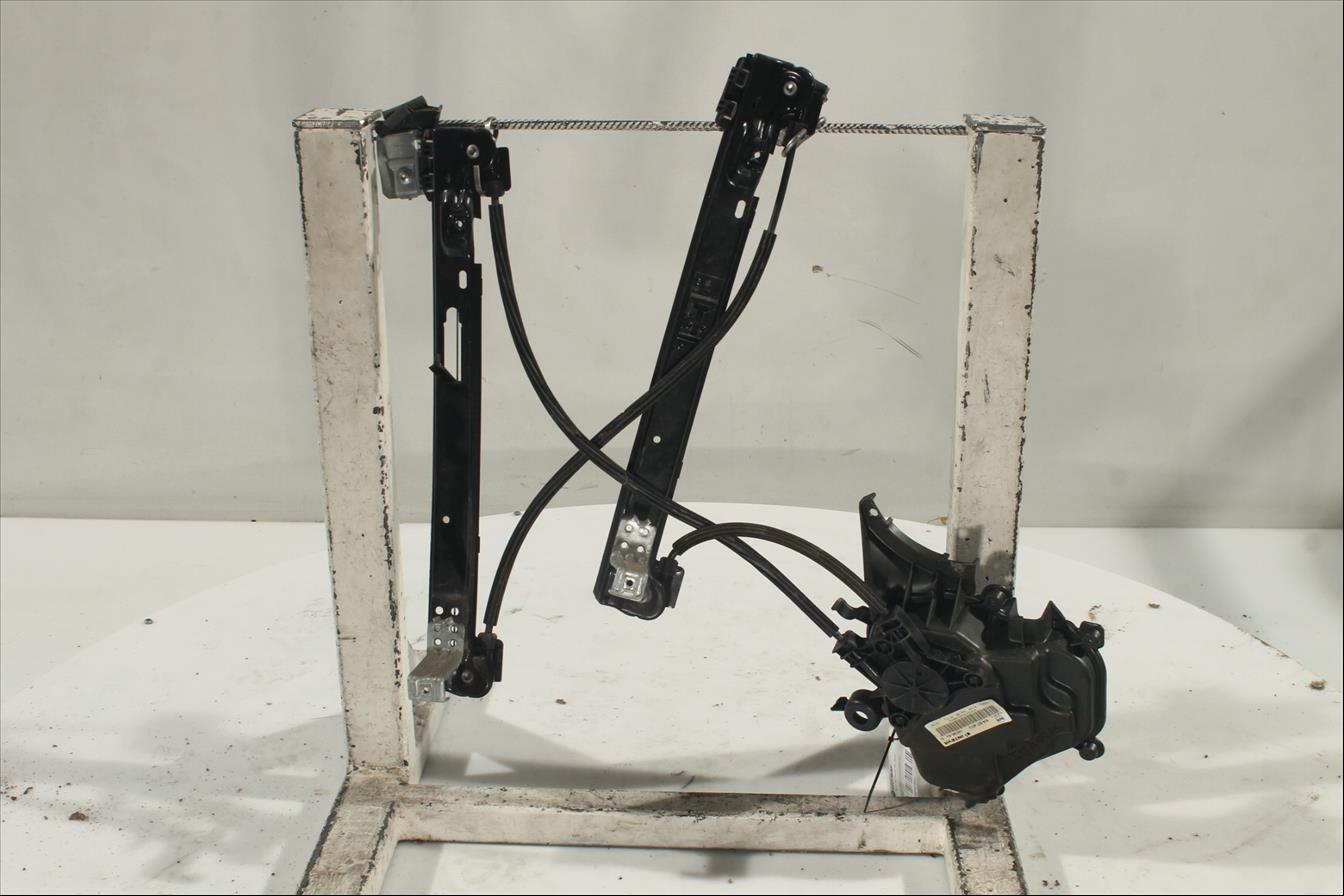 Elevalunas eléctrico puerta Del. Izq.