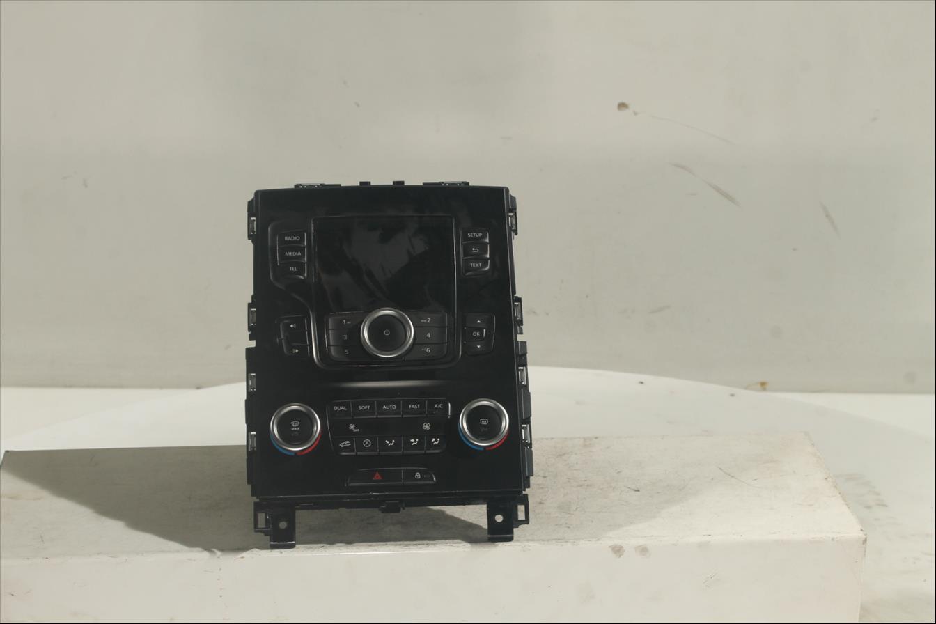 Display Multimedia