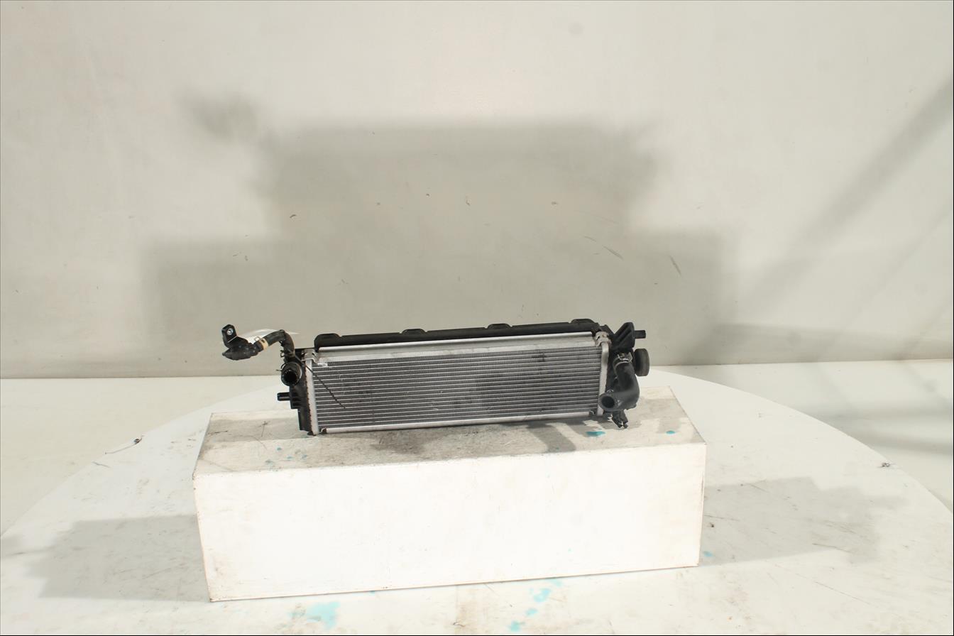 Radiador motor adicional
