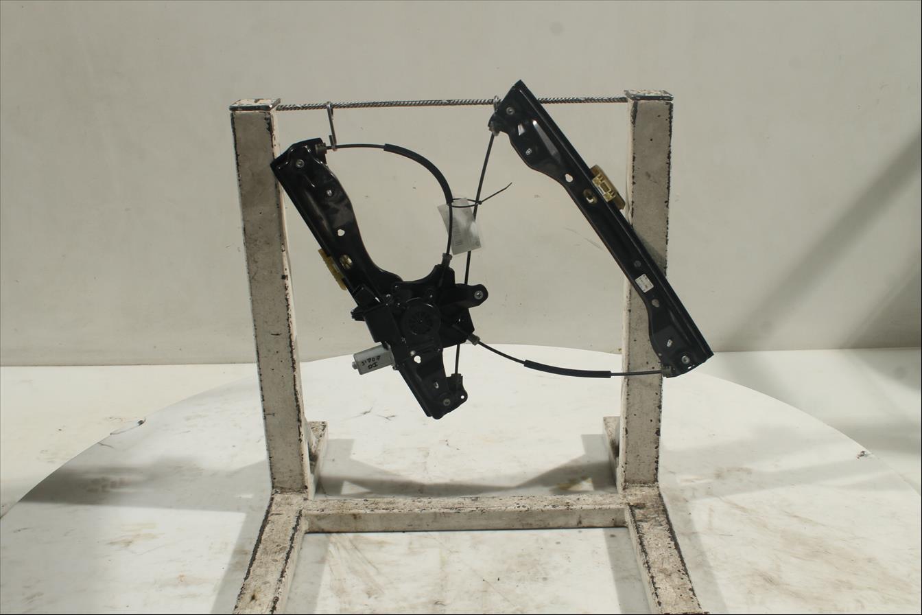 Elevalunas eléctrico puerta Del. Izq.