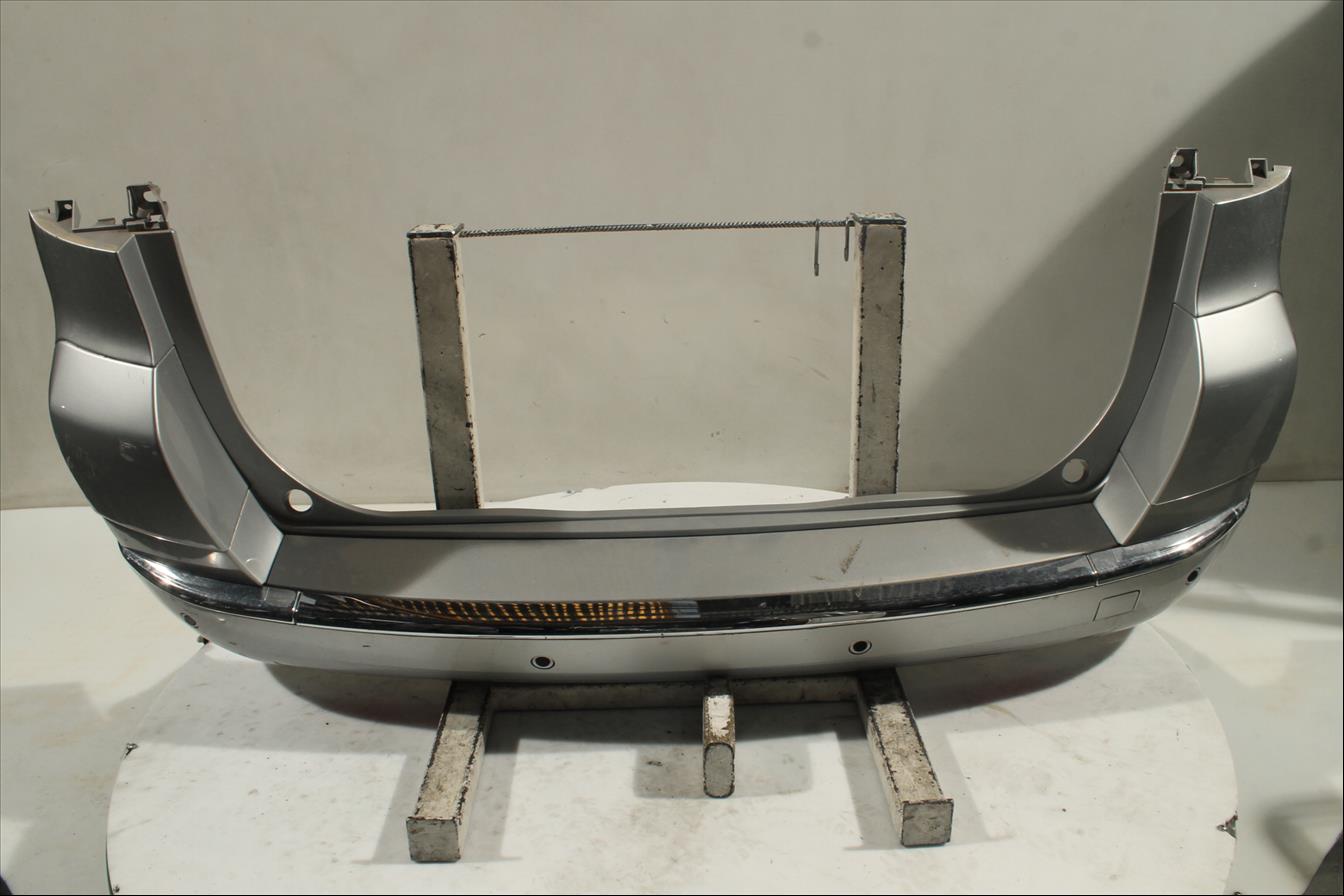 Paragolpes Tra.