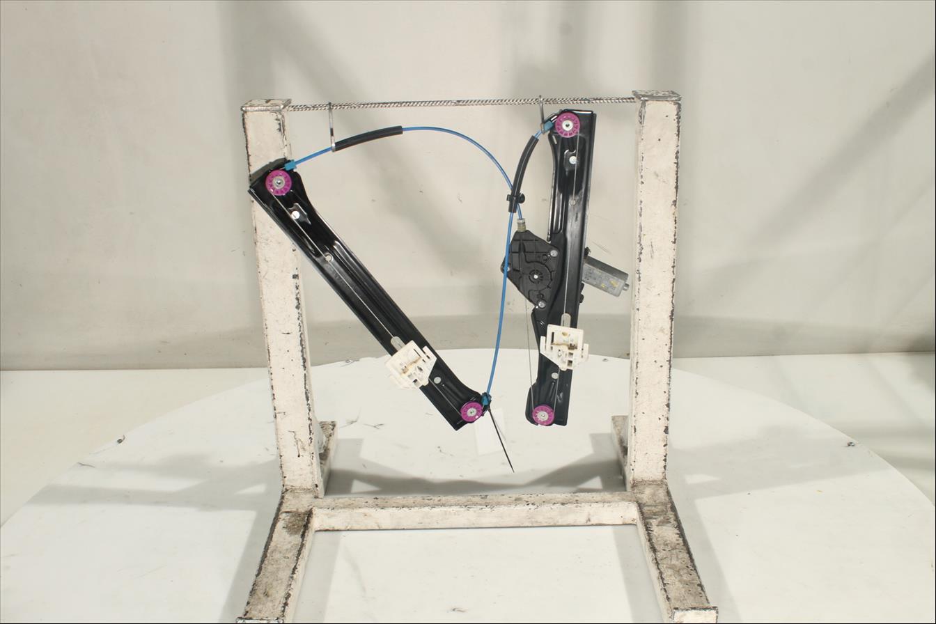 Elevalunas eléctrico puerta Del. Der.