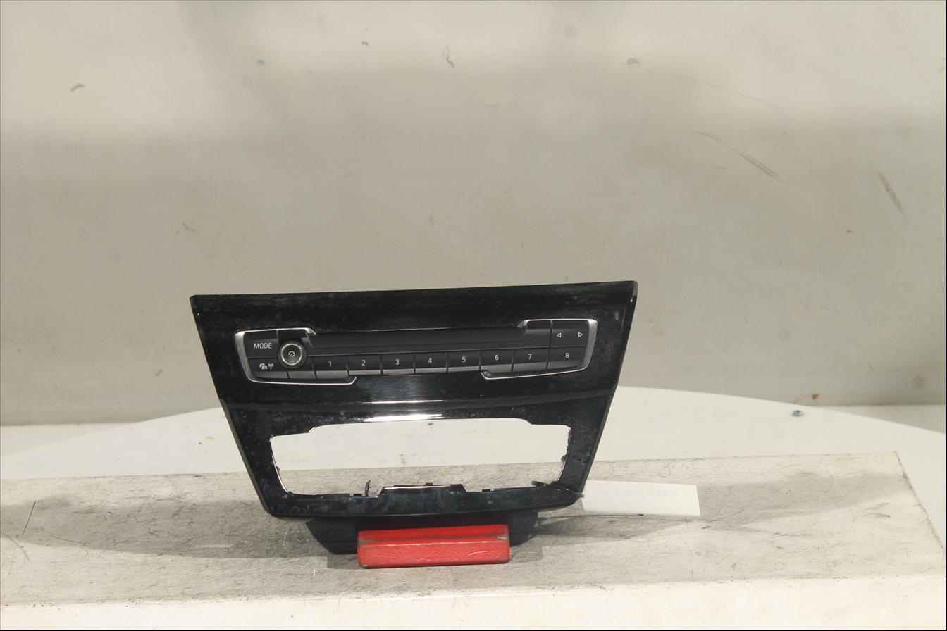 Mando control autorradio