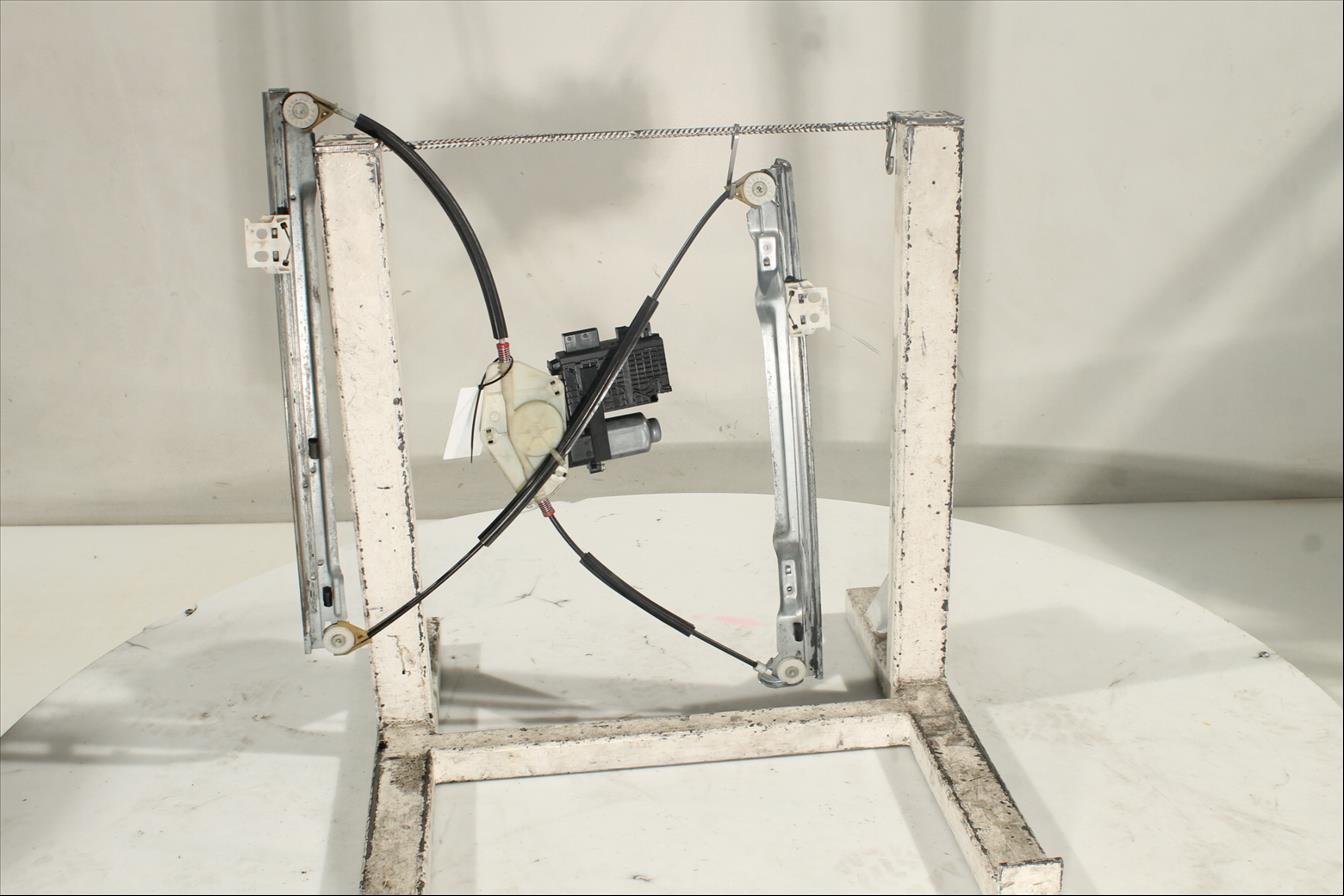Elevalunas eléctrico puerta Del. Izq.