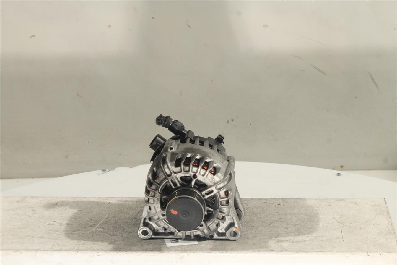 Alternador
