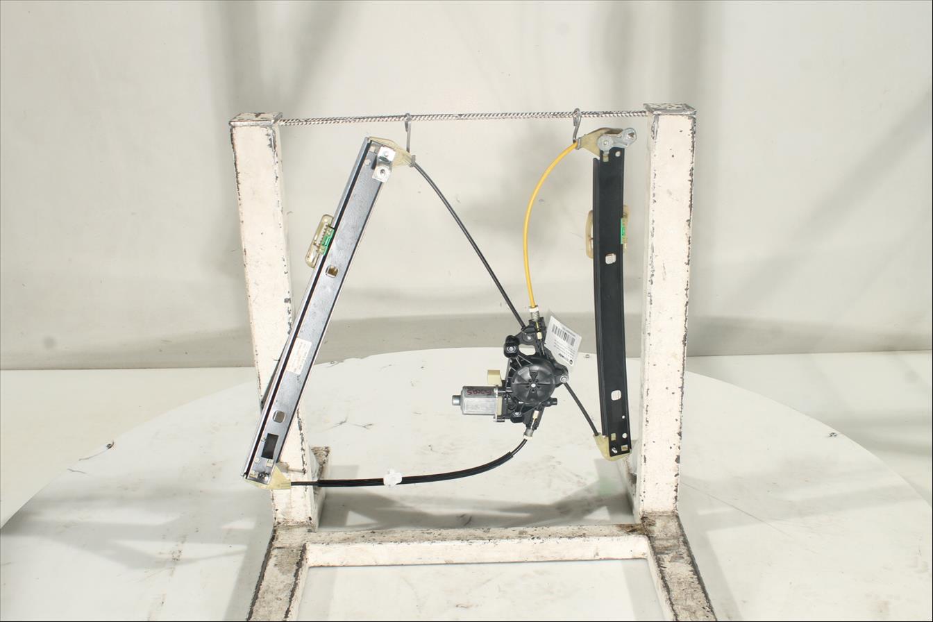 Elevalunas eléctrico puerta Del. Der.