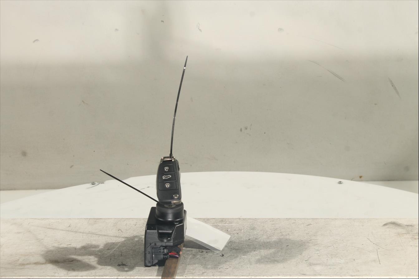 Clausor electrónico