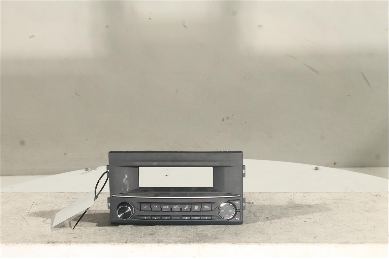 Mando control autorradio