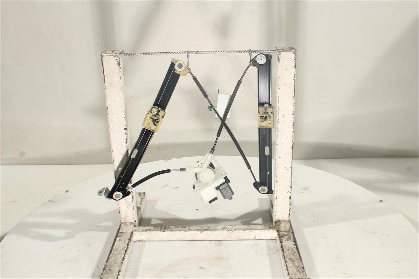 Elevalunas eléctrico puerta Del. Izq.