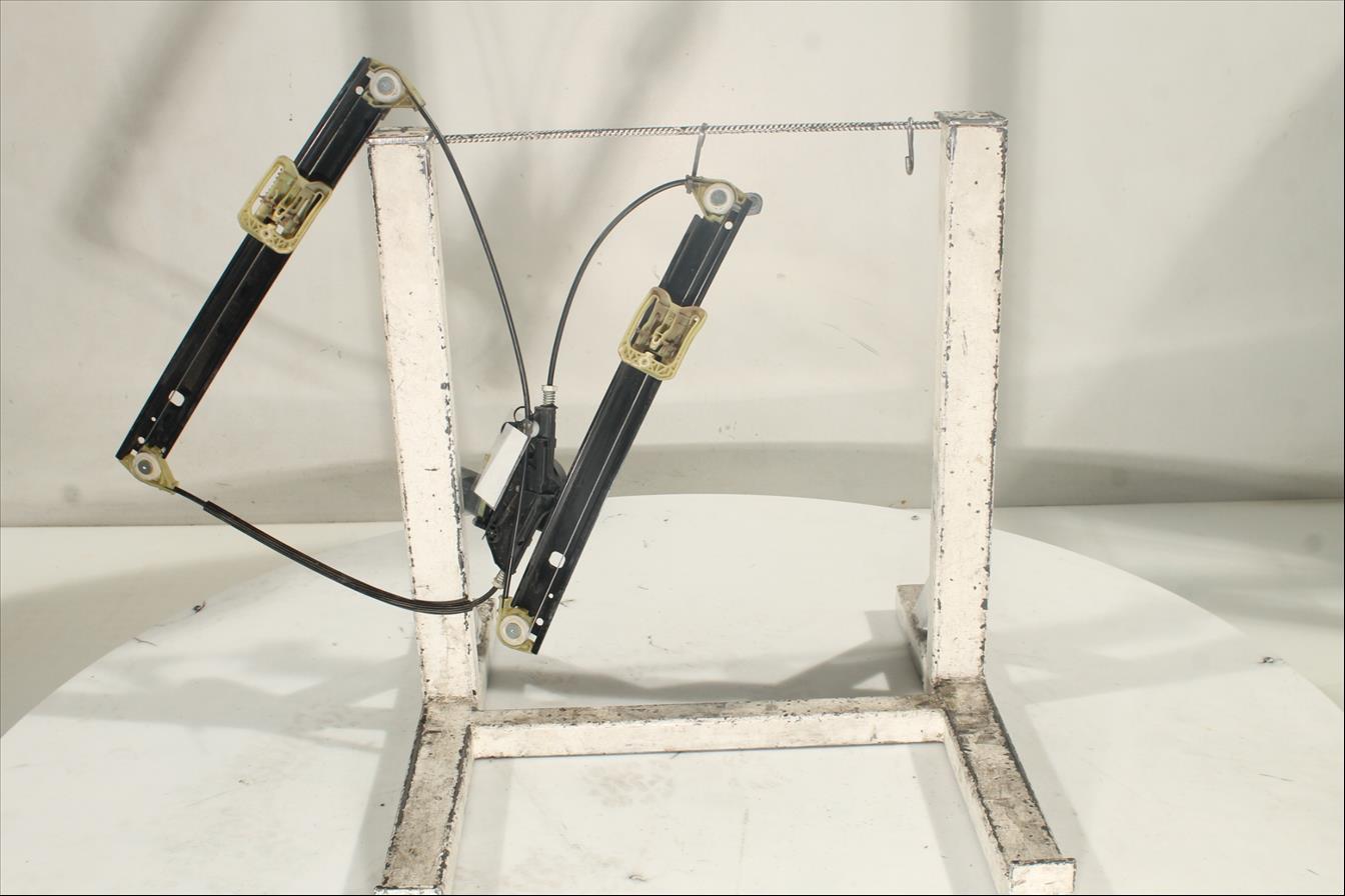 Elevalunas eléctrico puerta Del. Izq.