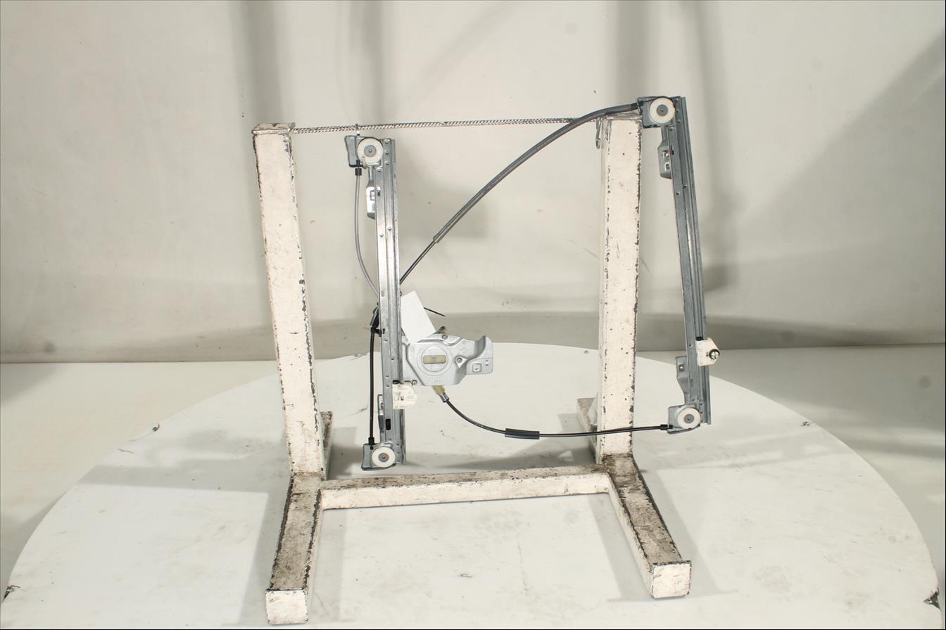 Elevalunas eléctrico puerta Del. Der.