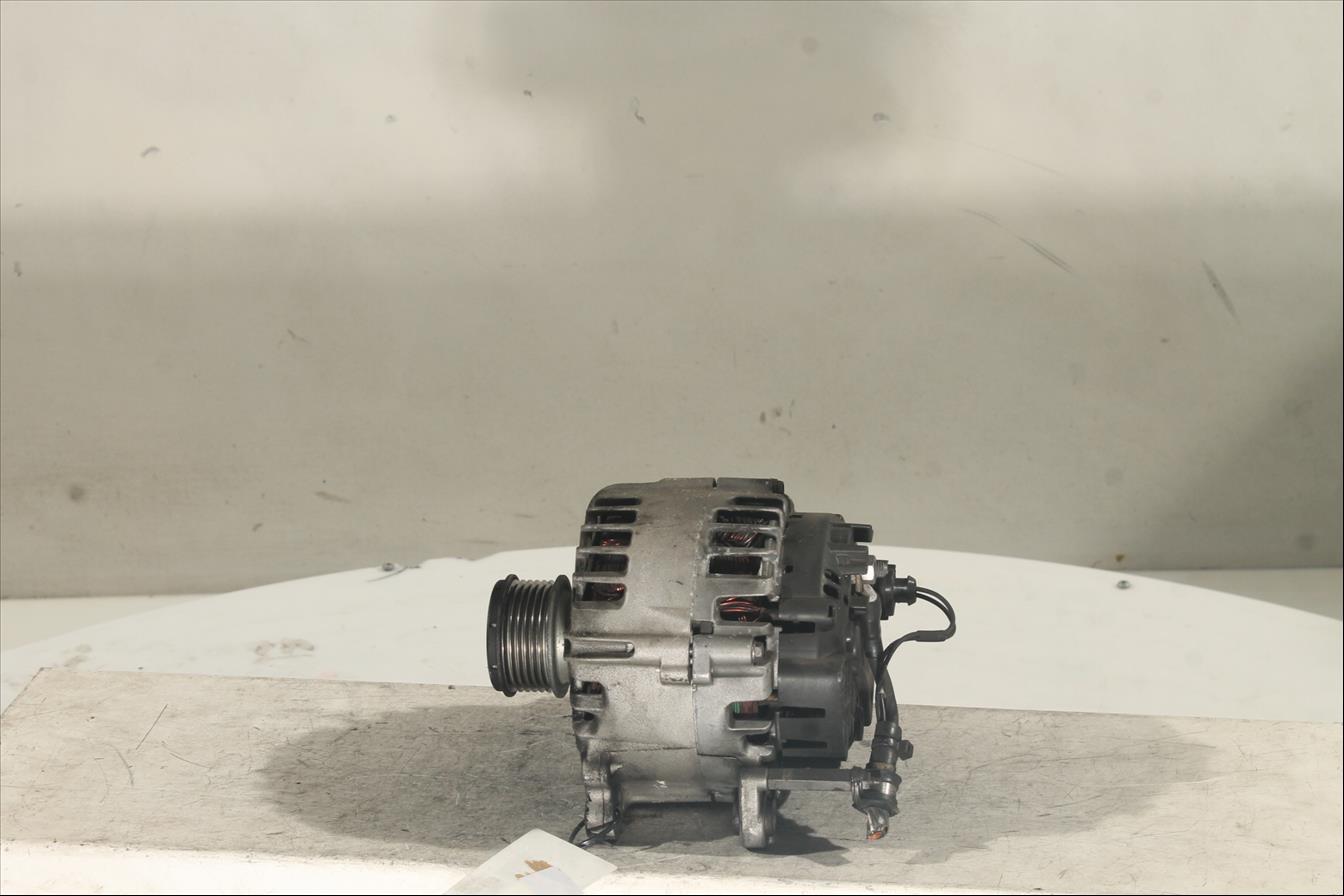 Alternador