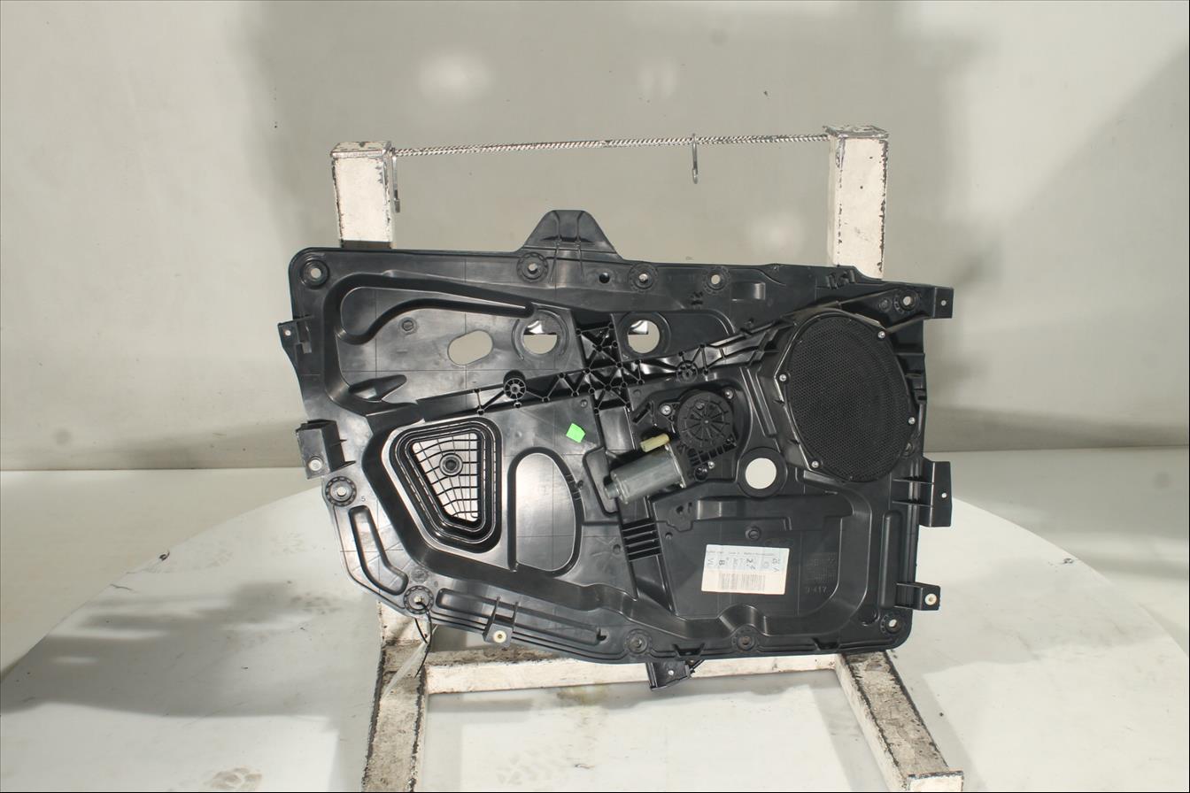 Elevalunas eléctrico puerta Del. Izq.