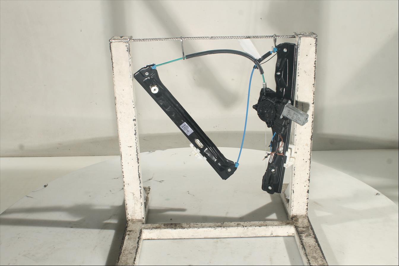 Elevalunas eléctrico puerta Del. Izq.