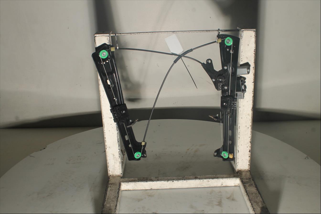 Elevalunas eléctrico puerta Del. Der.