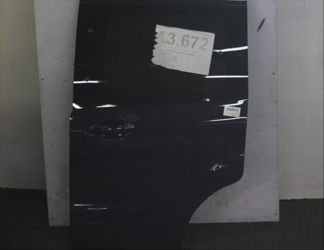Puerta lateral Izq.