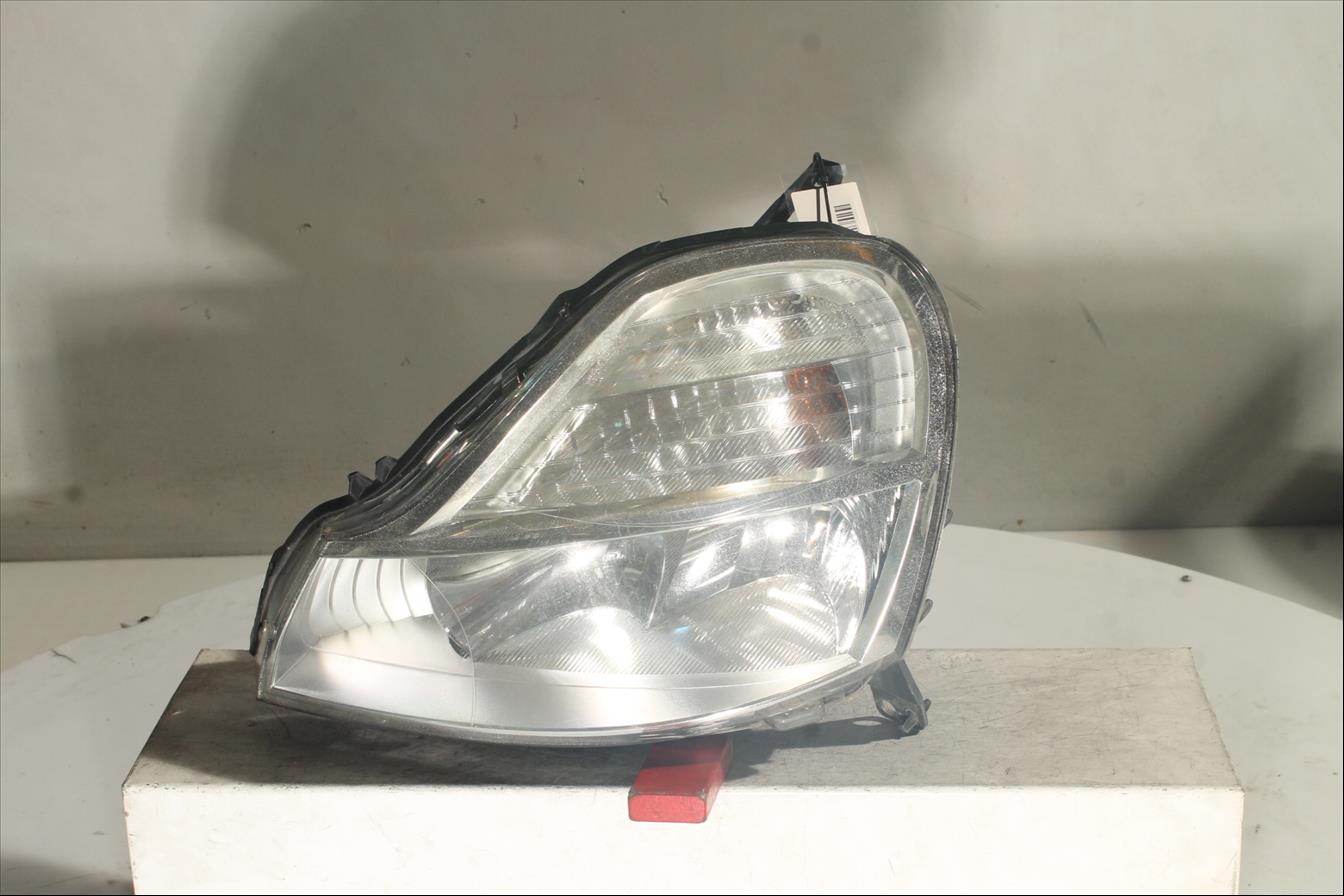 Faro Izq.
