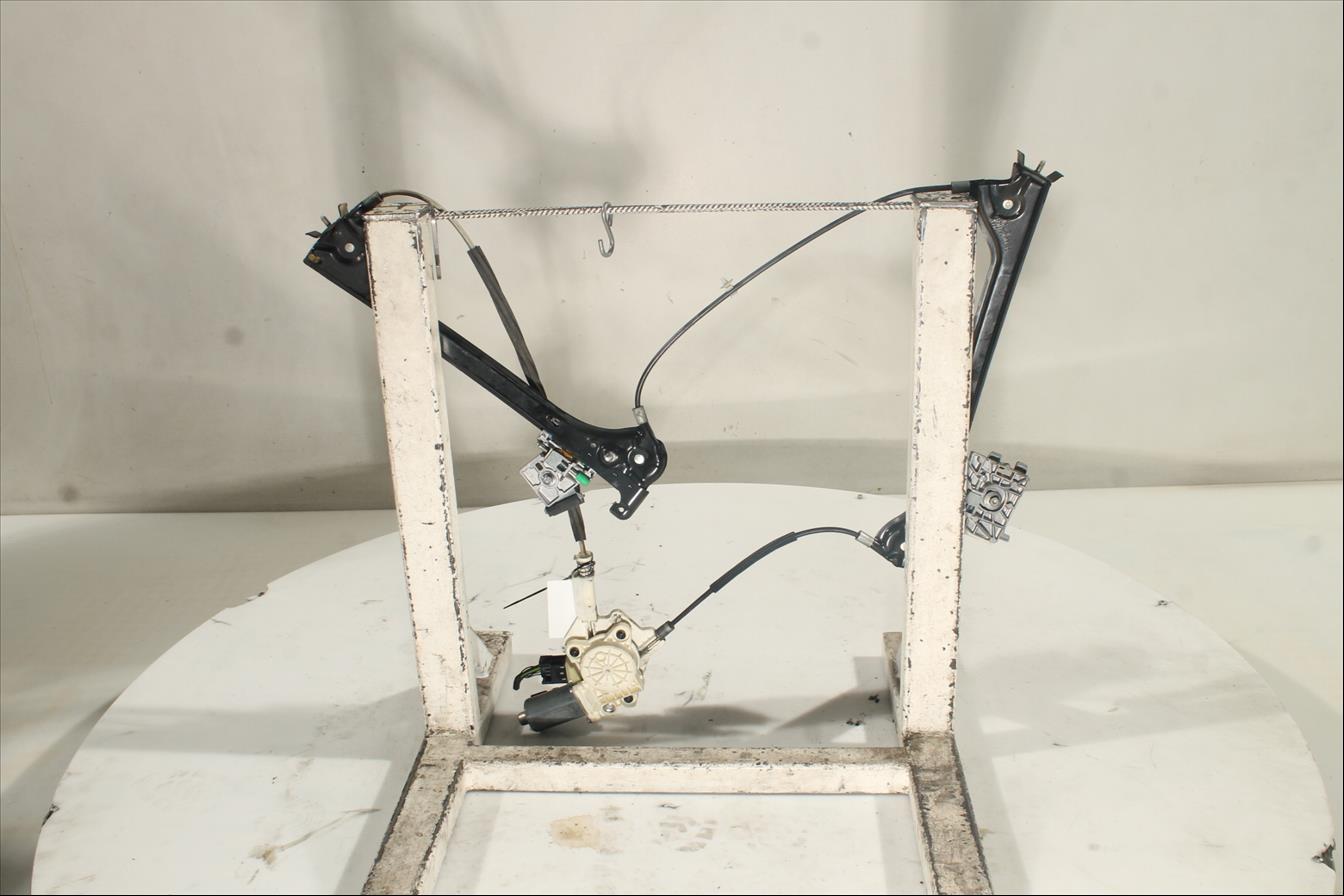 Elevalunas eléctrico puerta Del. Izq.