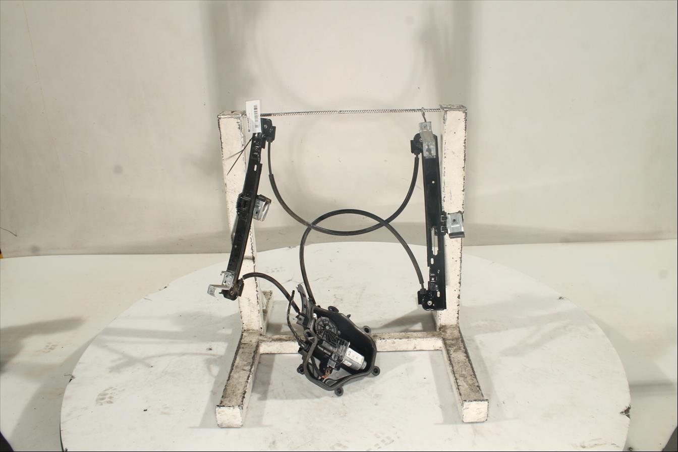 Elevalunas eléctrico puerta Del. Izq.