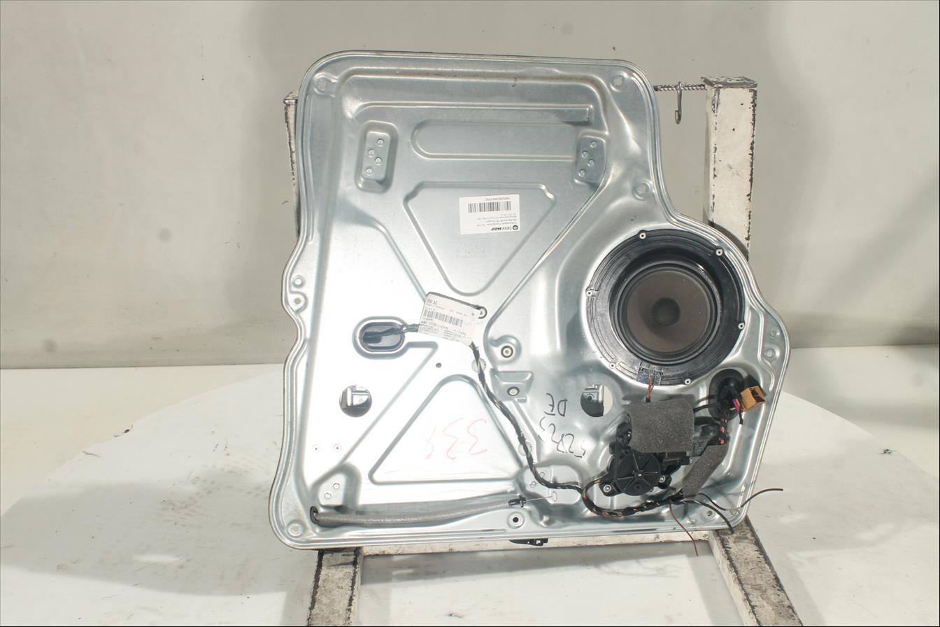 Elevalunas eléctrico puerta Del. Der.